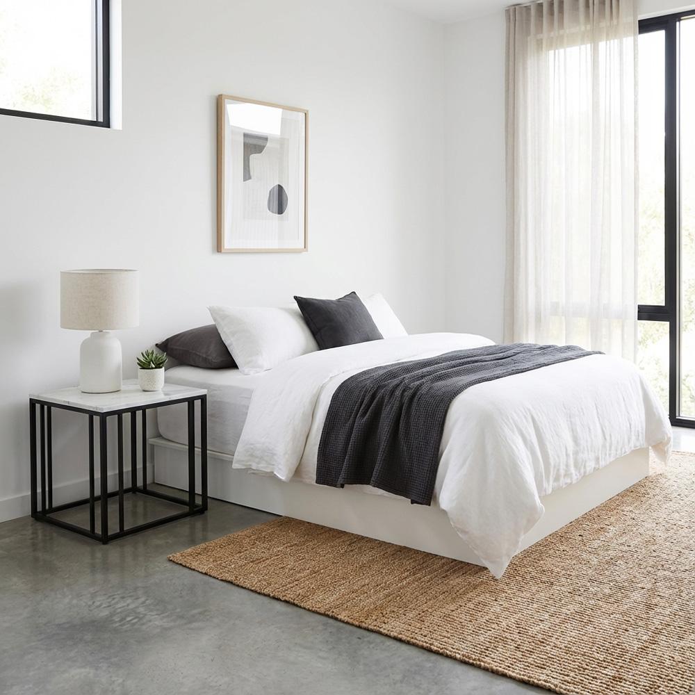 Eiffel Marble Side Table