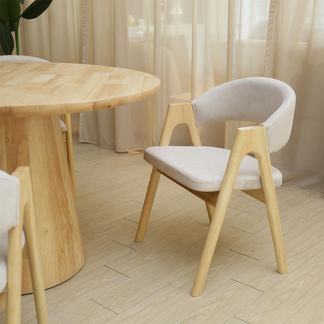 Prestige II Solid Wood 120cm Dining Set 1+ 4 (Natural)